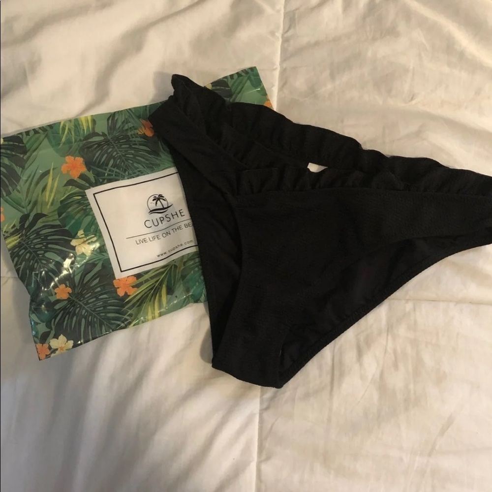 Cupshe bikini bottoms
